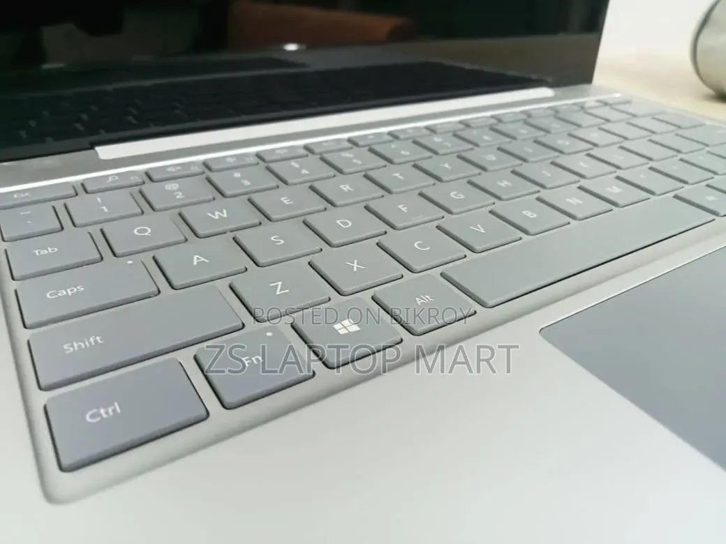 Laptop Microsoft Surface Go 8GB Intel Core I5 SSD 256GB