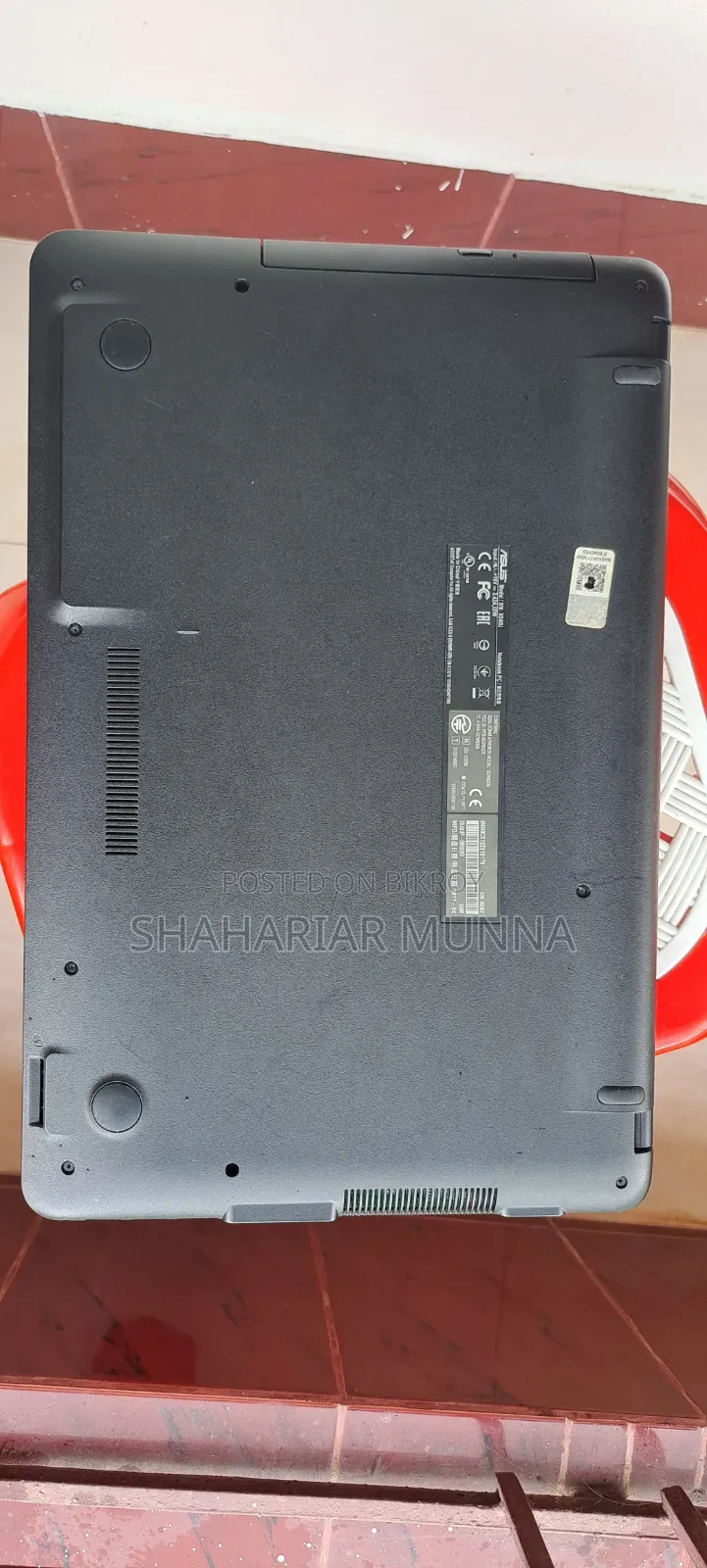 Laptop Asus X540LA 4GB Intel Core I5 SSD 1T