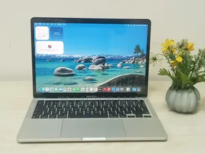 Laptop Apple MacBook Pro 2022 M2 8GB Intel Core i5 SSD 256GB