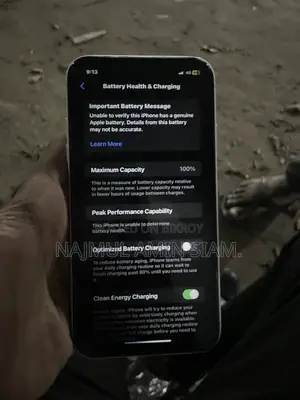 Apple iPhone XR 64 GB White