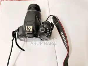 Canon Eos 700d DSLR Camera