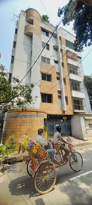 3bdrm Apartment in Uttara for Sale
