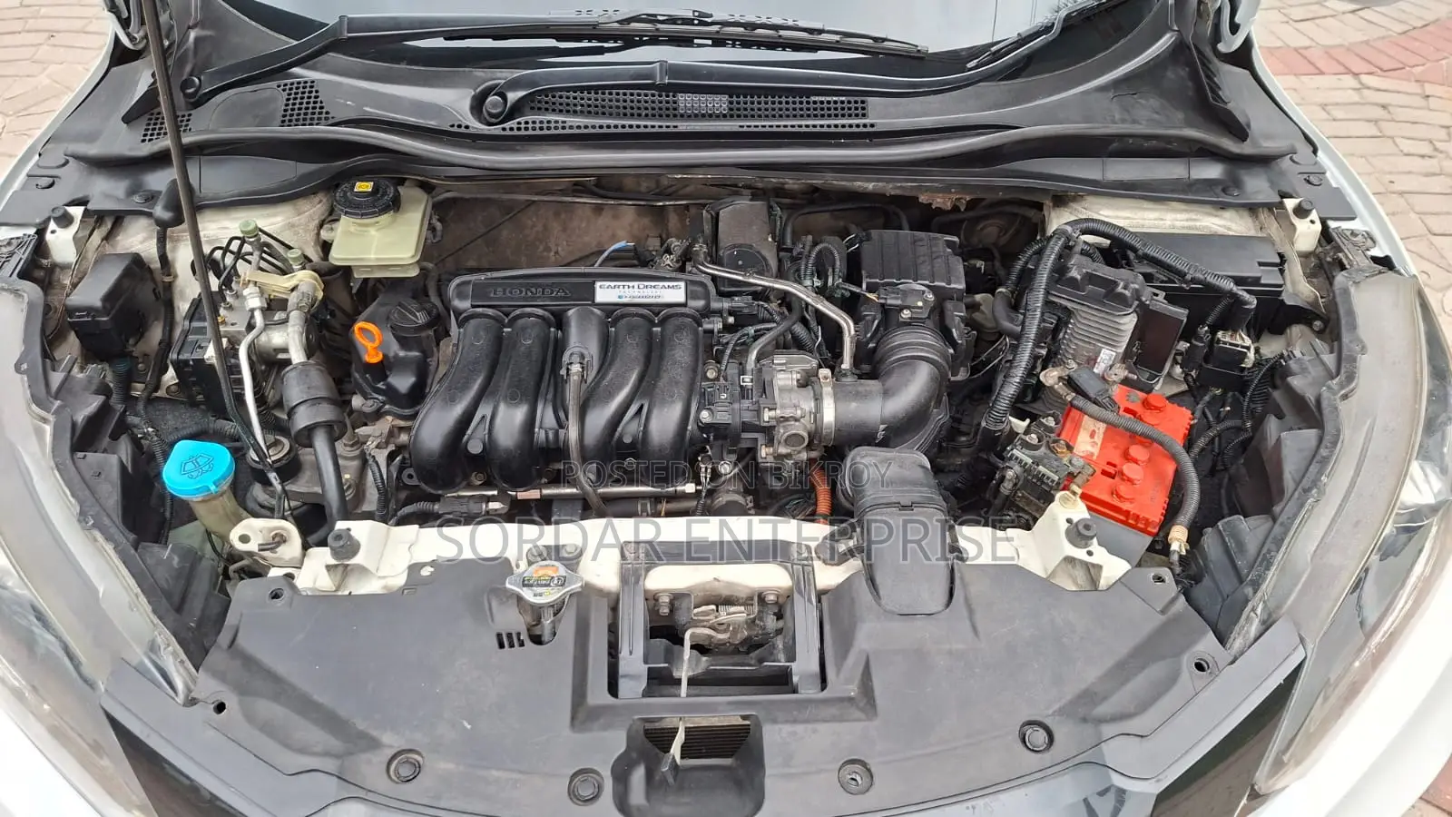 Honda Vezel 2014 Pearl