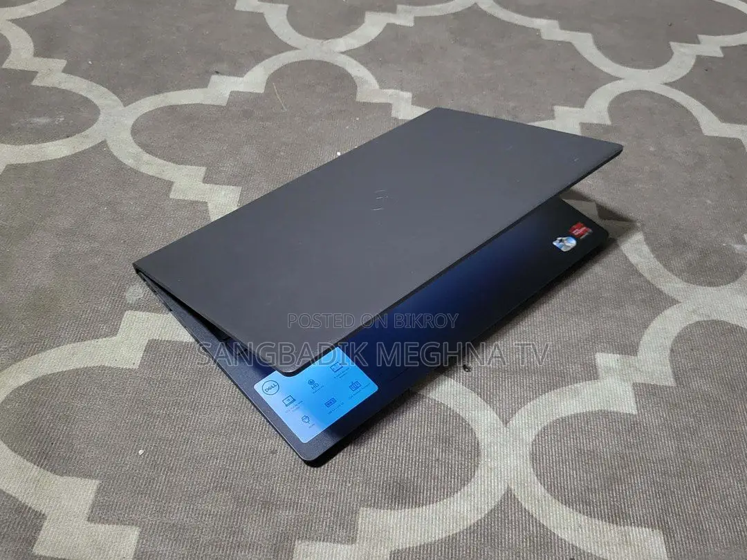 Laptop Dell 3GB Intel SSD 256GB