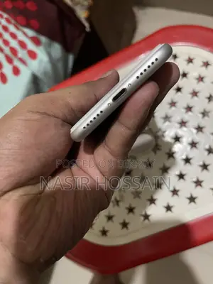 Apple iPhone 8 64 GB White