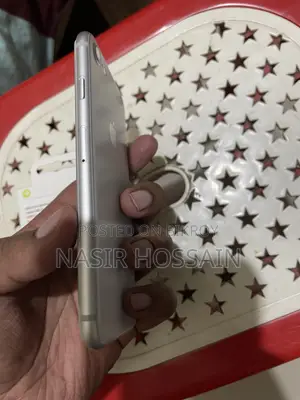 Apple iPhone 8 64 GB White