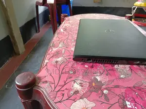 Laptop Dell Inspiron 15 3567 4GB Intel Core i5 SSD 256GB