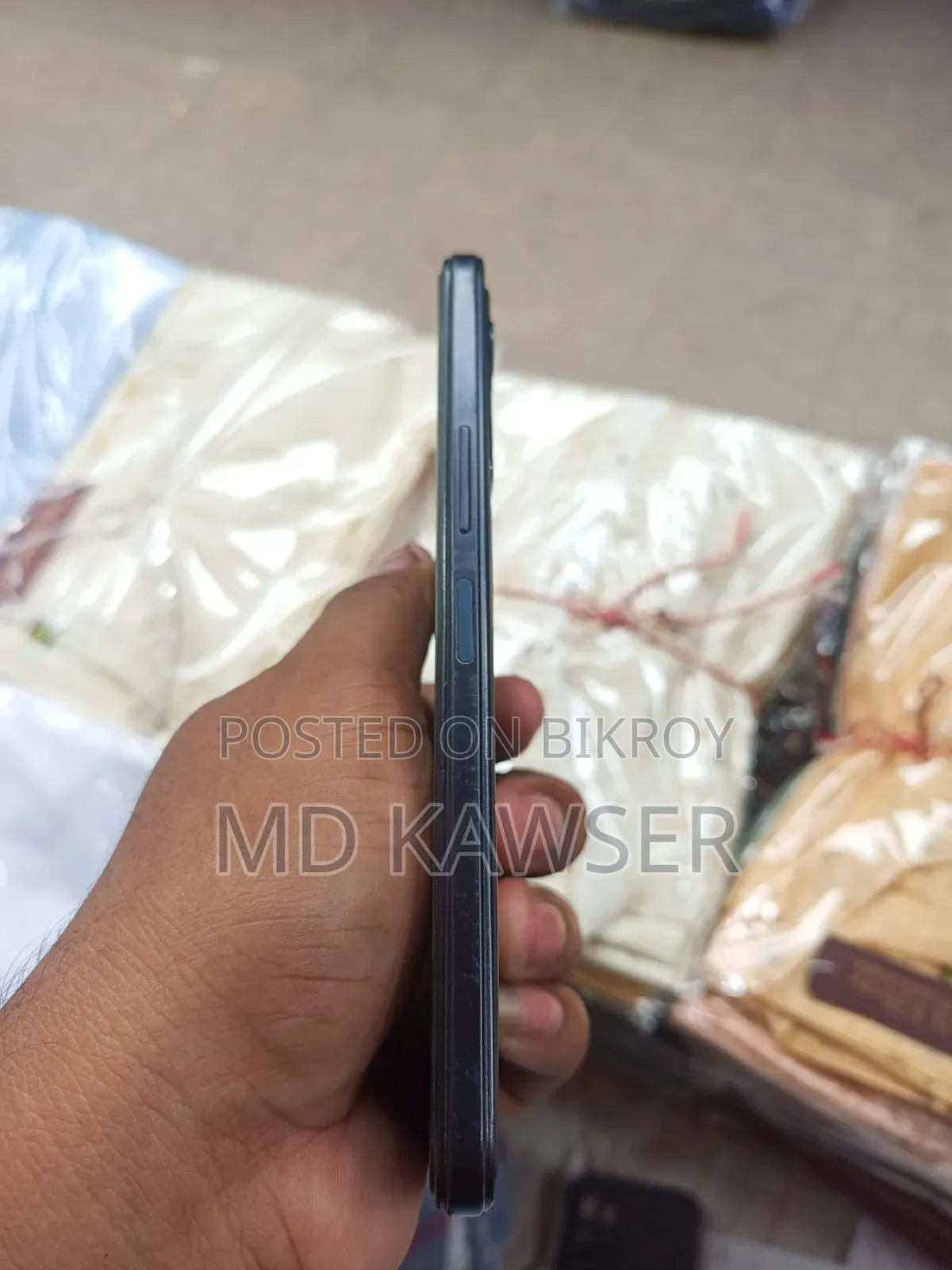ইনফিনিক্স নোট ১২ ১২৮ জিবি