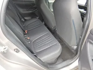 Toyota Yaris 2021 Brown