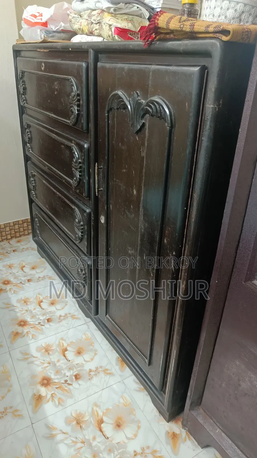 নিজস্ব জাম কাঠের তৈরি ওয়ারড্রব