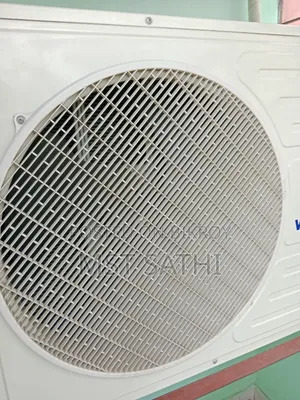 Walton 1.5 Ton Inverter AC for sale – Good condition