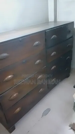 ৮ ড্রয়ারের ওয়ারড্রোব