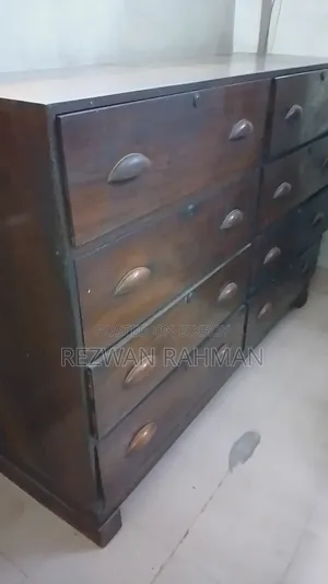 ৮ ড্রয়ারের ওয়ারড্রোব