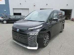 Toyota Voxy 2022 Black