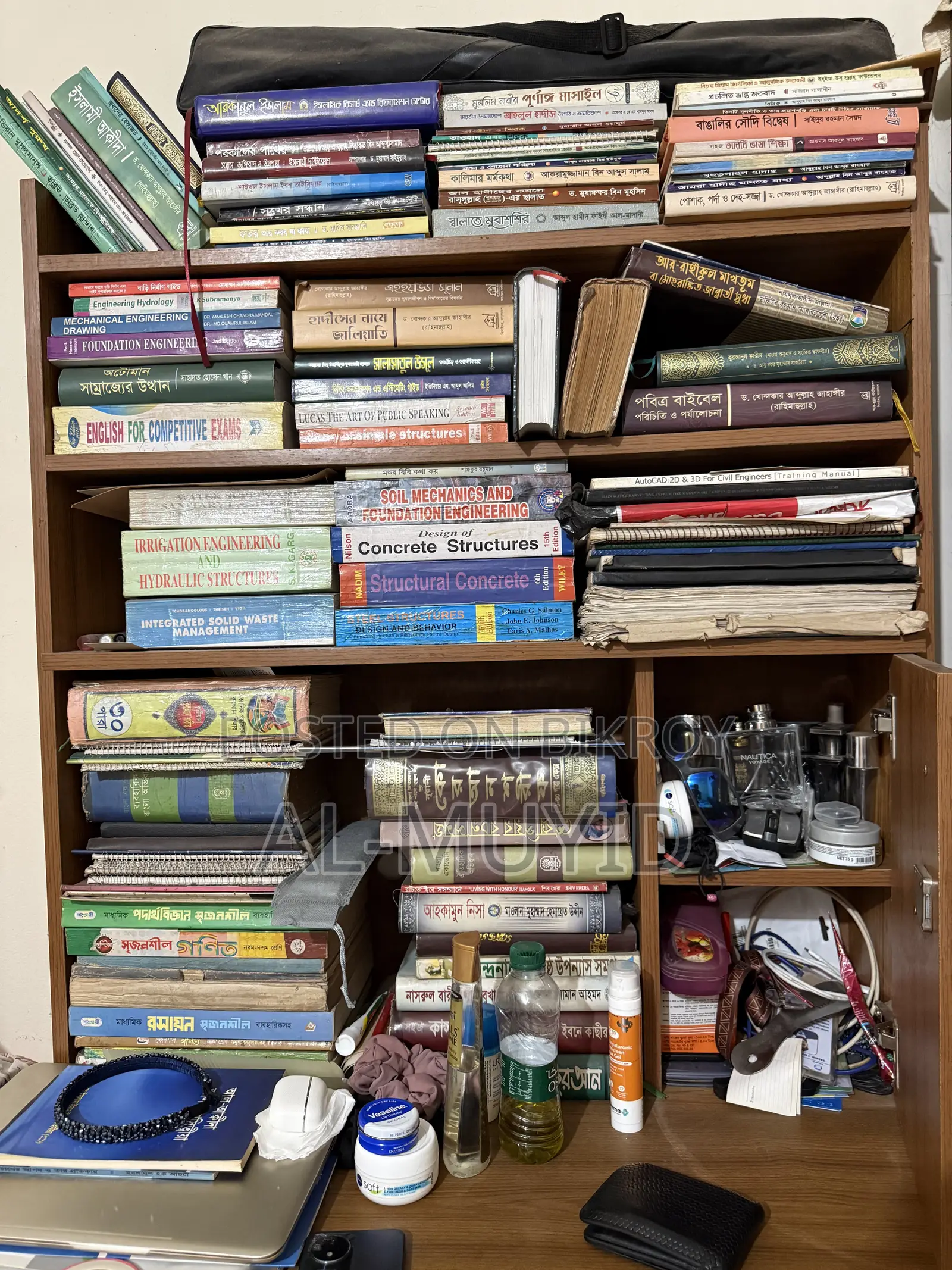 Reading / Computer Table + Bookshelf