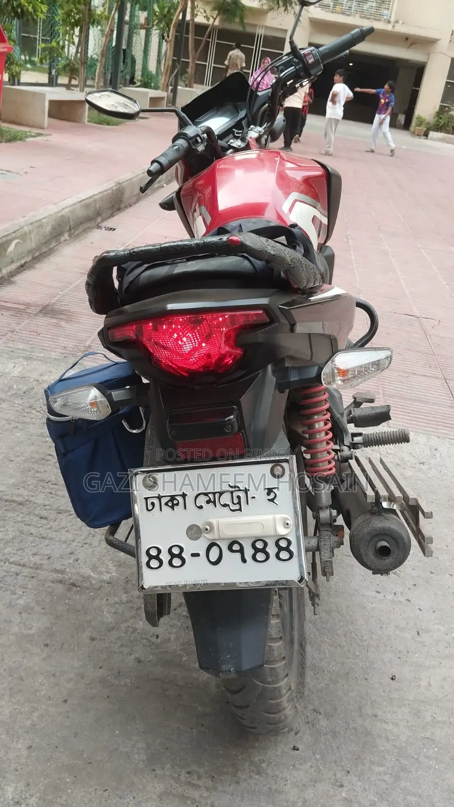 হোন্ডা ২০২৩ লাল