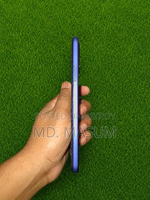 Vivo Y21 64 GB Blue