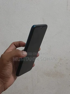 Vivo Y11 32 GB Blue