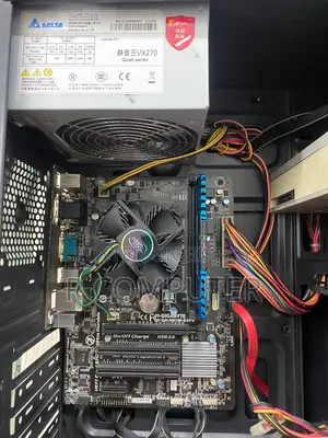 Desktop Computer Gigabyte 4GB Intel Core i5 SSD 128GB