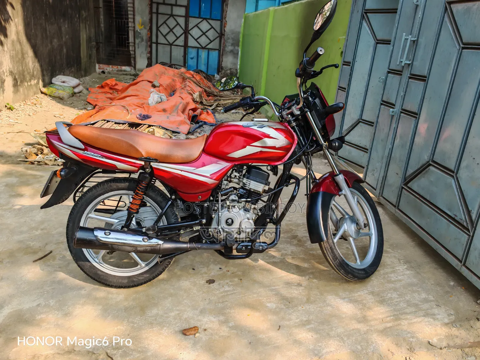 Bajaj CT 100 ES 2023 Red