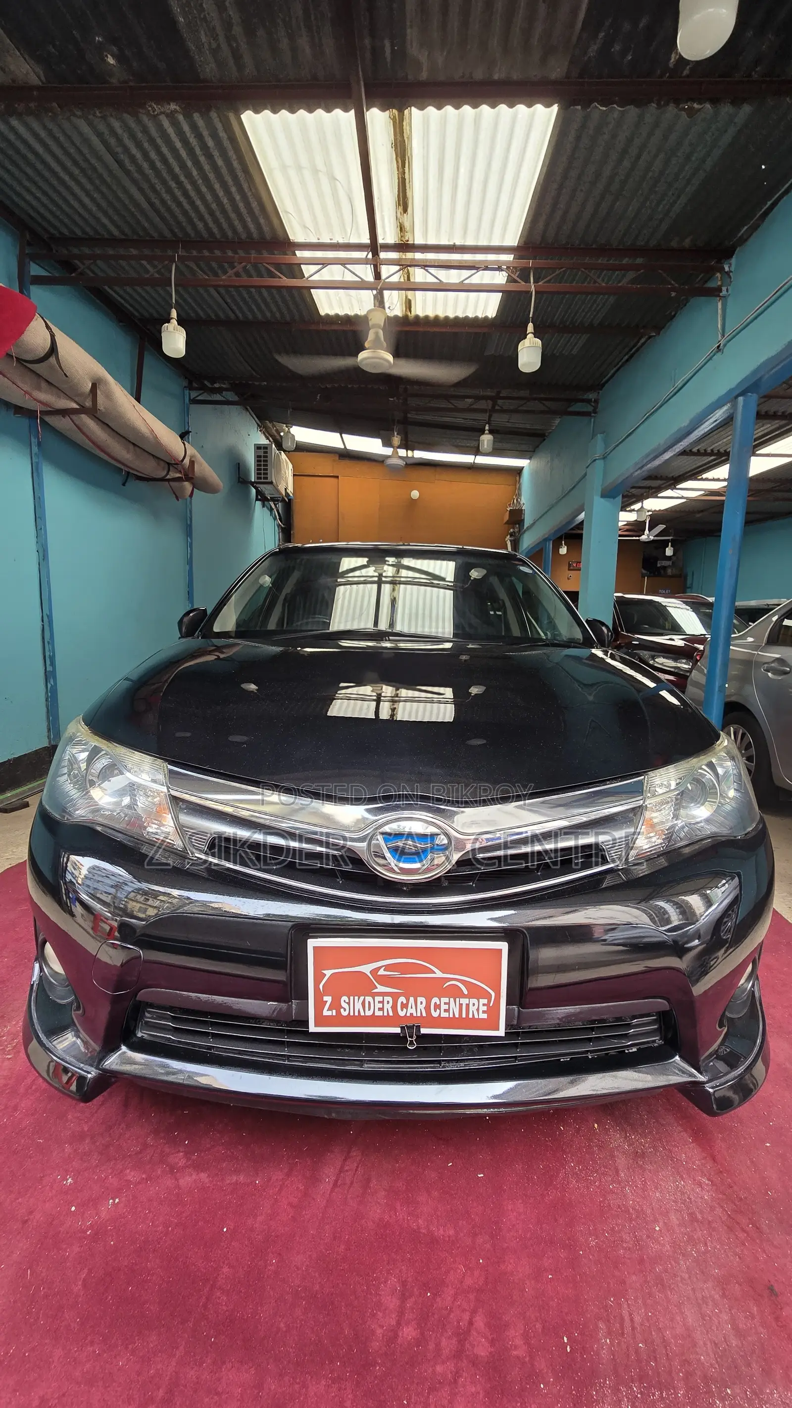 Toyota Corolla Fielder 1.5 Hybrid Front Wheel Drive 2014 Black