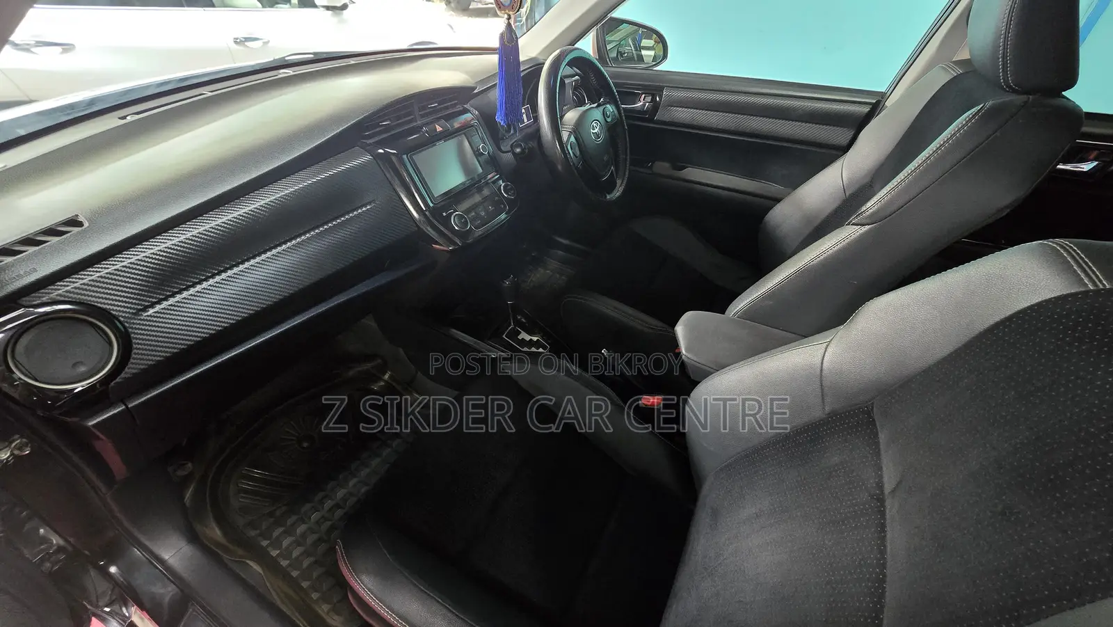 Toyota Corolla Fielder 1.5 Hybrid Front Wheel Drive 2014 Black