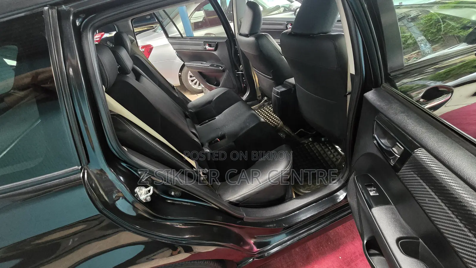 Toyota Corolla Fielder 1.5 Hybrid Front Wheel Drive 2014 Black