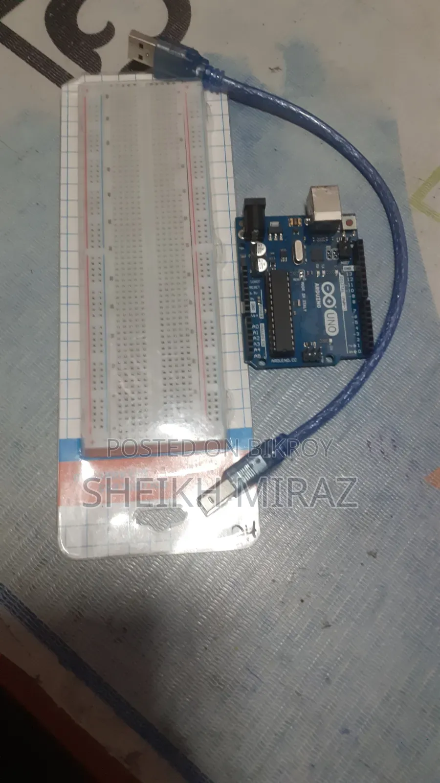 Arduino Uno + Breadboard