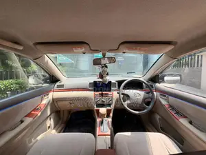 টয়োটা করোলা সেডান ২০০৪ বেইজ