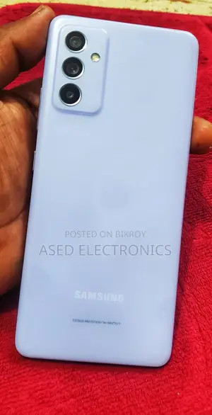 New Samsung Galaxy Quantum 2 128 GB