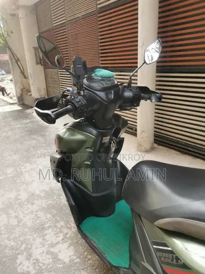 Yamaha 2022 Green