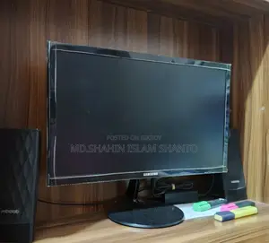 Desktop Computer 4GB Intel Core I3 HDD 1T