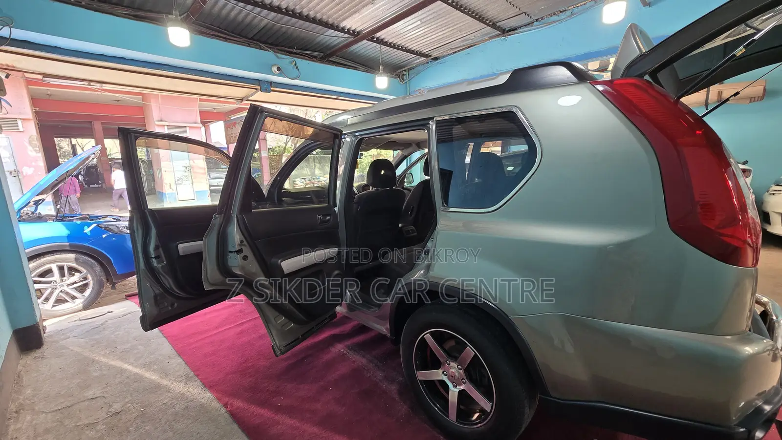 Nissan X-Trail 2010 Green