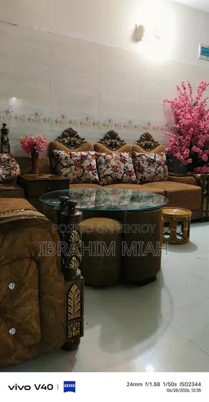 I purchased this corner sofa from Akbar Furniture