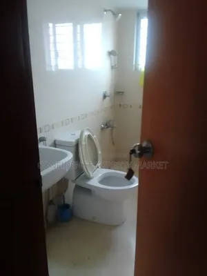 গুলশানে ভাড়ার জন্য ফার্নিশড ৩ বেডরুমের অ্যাপার্টমেন্ট