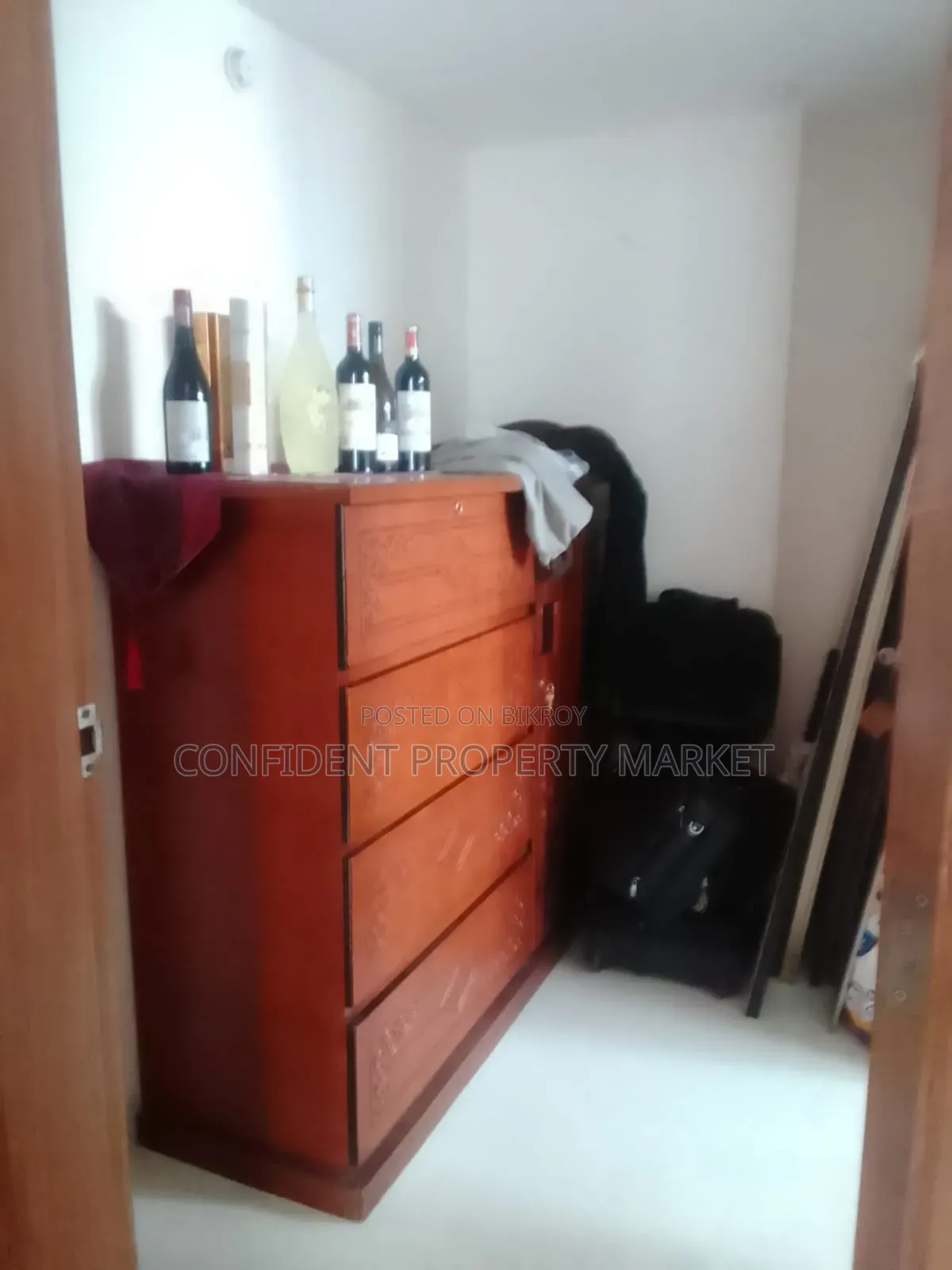 গুলশানে ভাড়ার জন্য ফার্নিশড ৩ বেডরুমের অ্যাপার্টমেন্ট