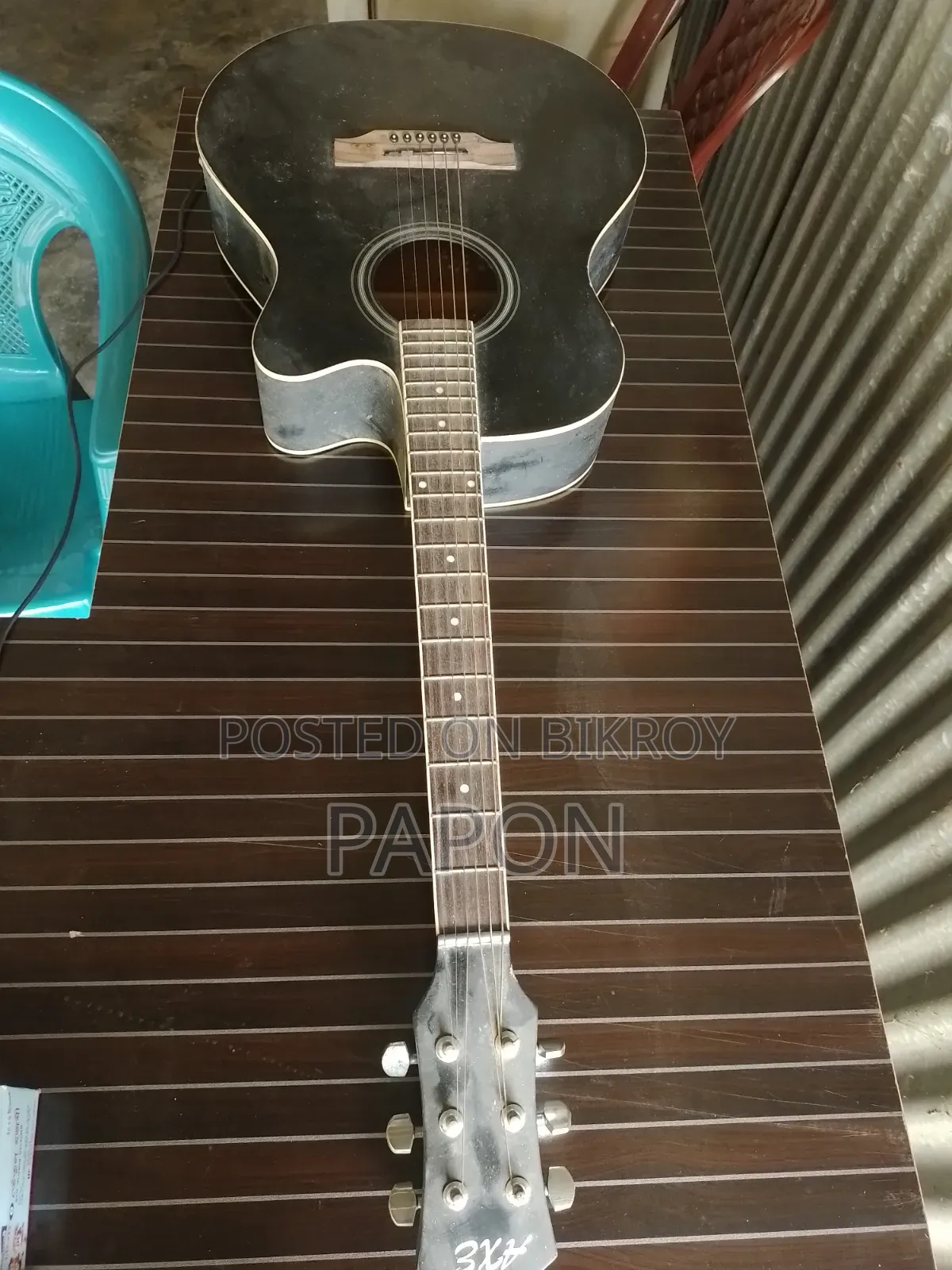 Axe Guitar বিক্রি করা হবে ২৫০০ টাকা