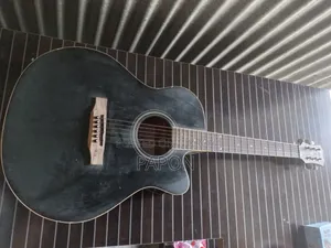 Axe Guitar বিক্রি করা হবে ২৫০০ টাকা