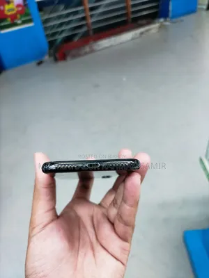 Apple iPhone X 64 GB Black