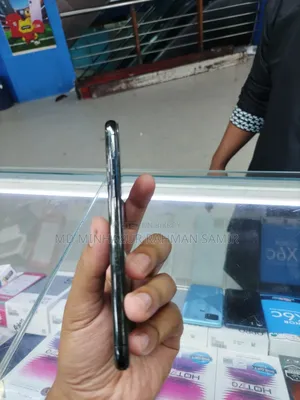 Apple iPhone X 64 GB Black