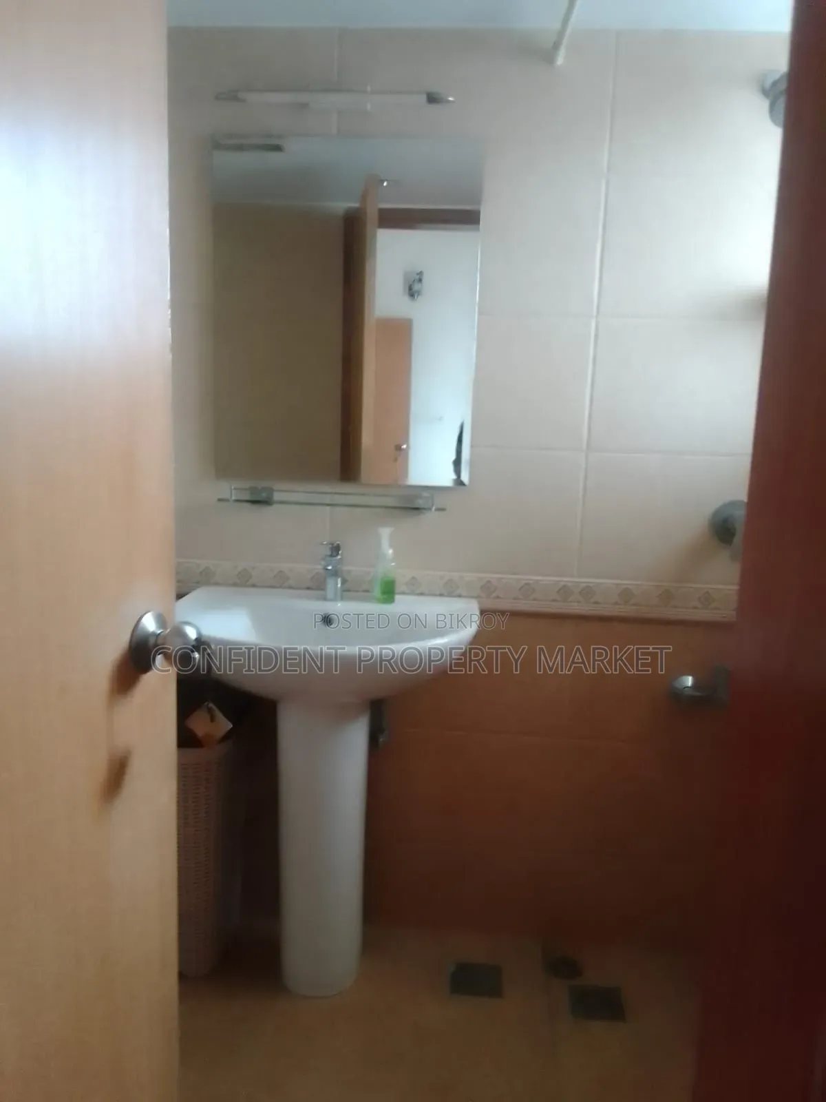 Furnished 3-bedroom Apartment in Gulshan for rent