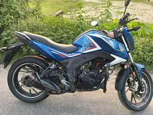 Honda Hornet 2018 Blue