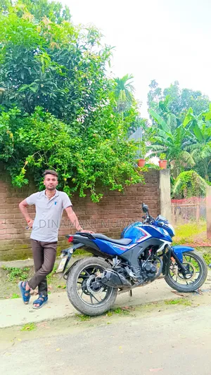 Honda Hornet 2018 Blue