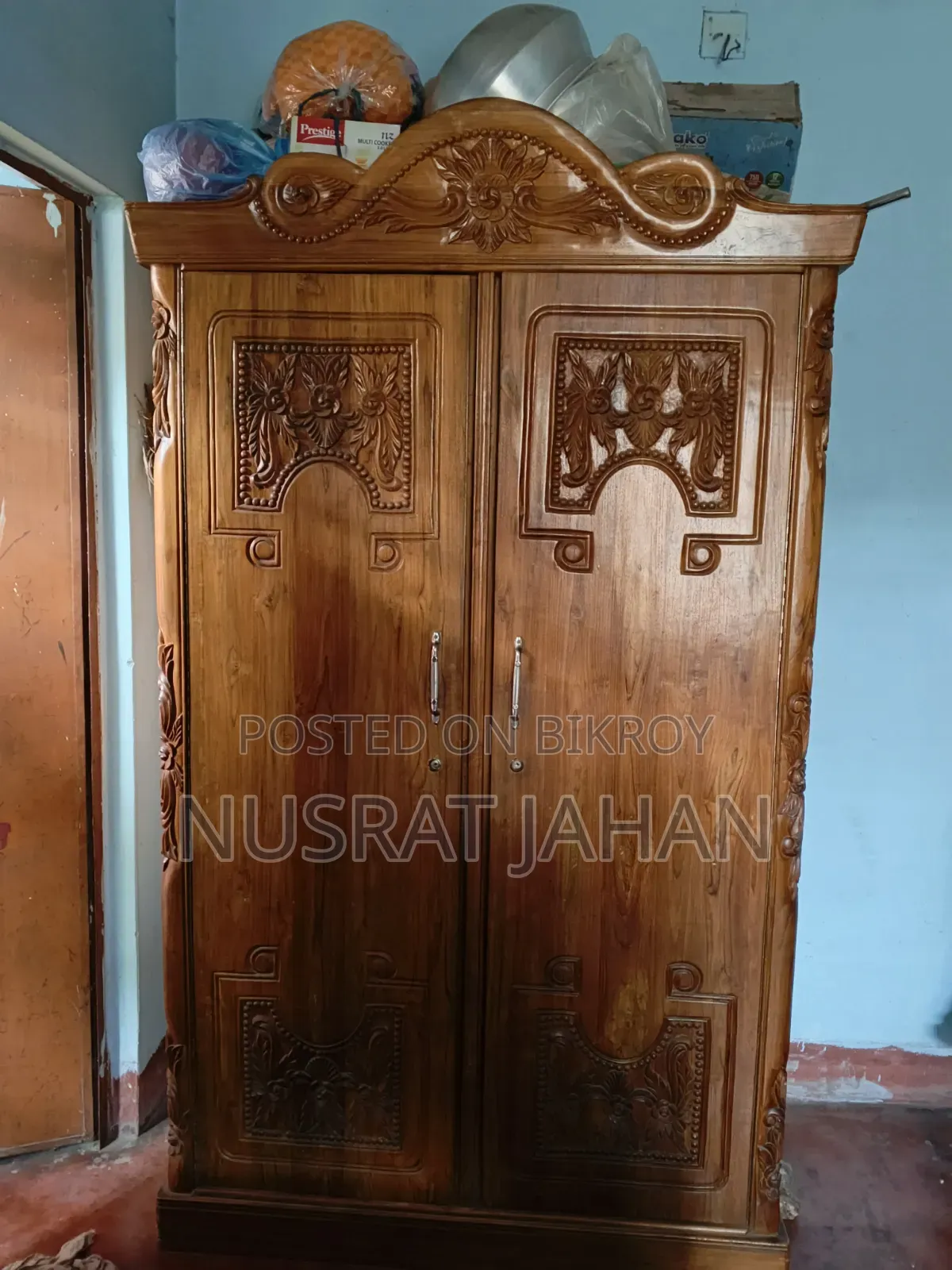 Teak Wood Almirah