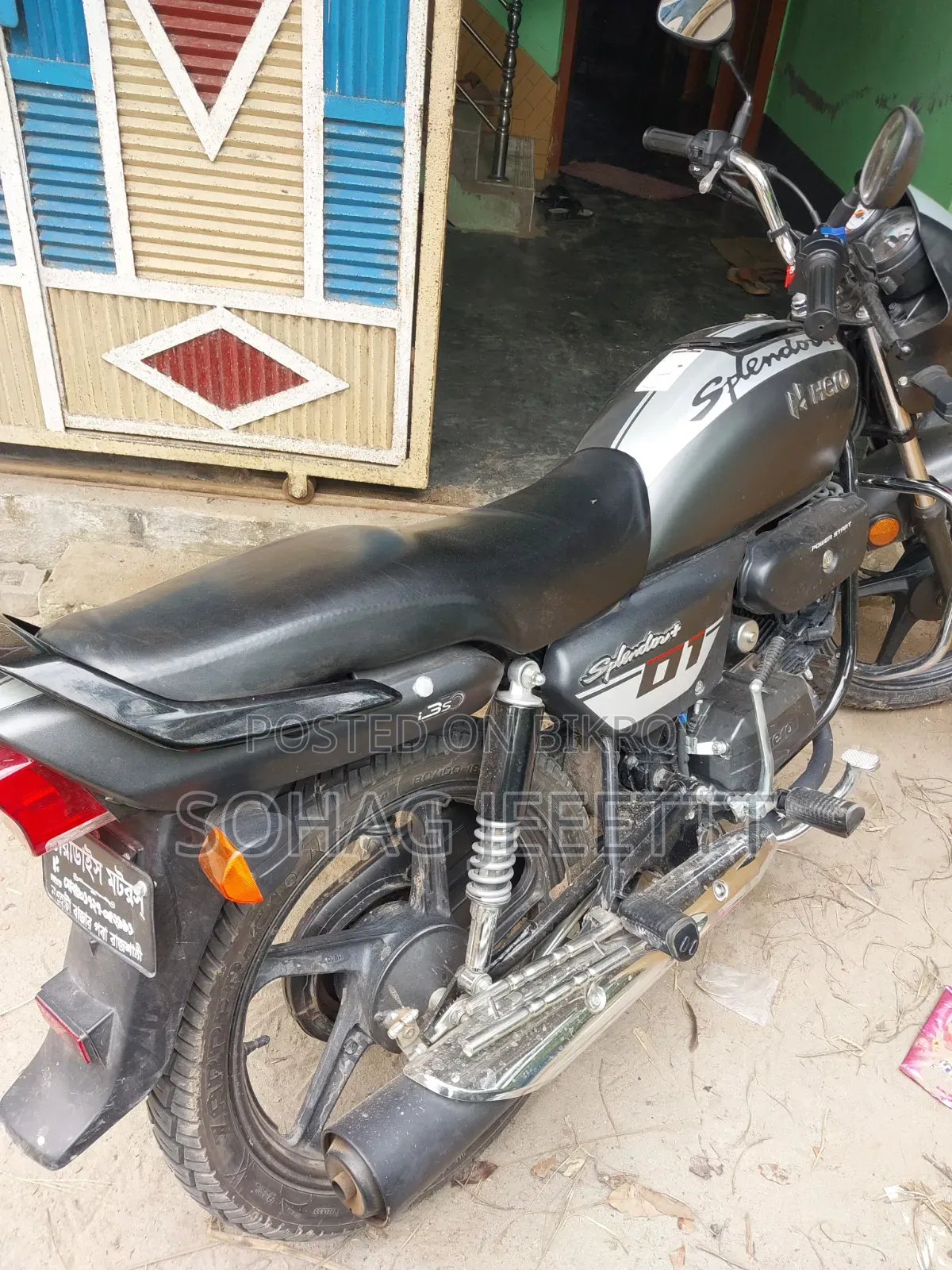 হিরো স্প্লেন্ডার প্লাস স্পোর্টস ২০২৫ কালো
