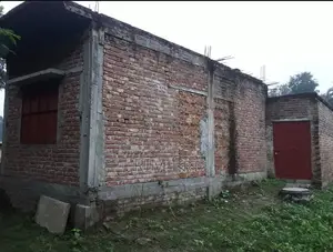 ২টি বেডরুমের বাড়ি নাটোর সদরে বিক্রির জন্য