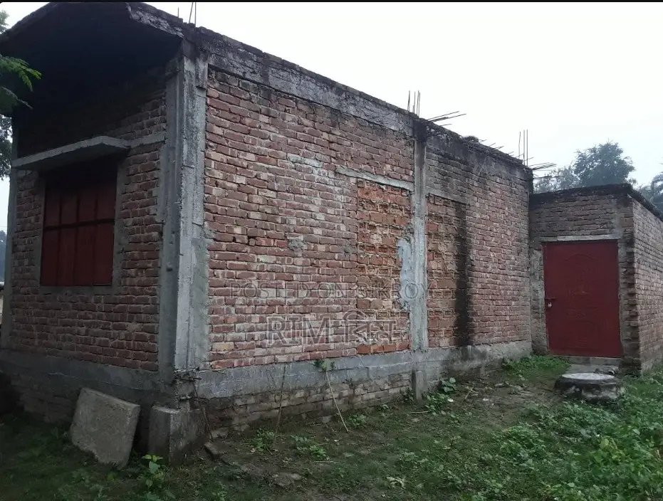 ২টি বেডরুমের বাড়ি নাটোর সদরে বিক্রির জন্য