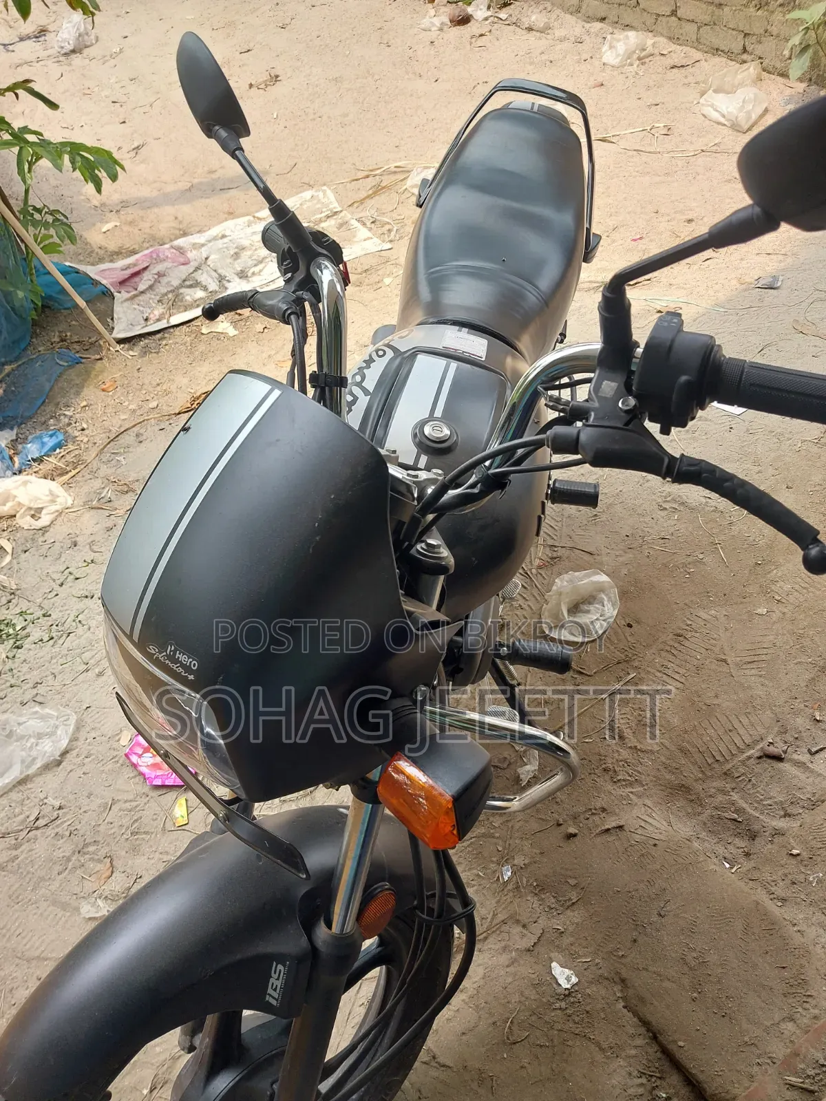 হিরো স্প্লেন্ডার প্লাস স্পোর্টস ২০২৫ কালো