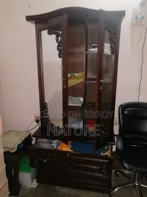 Otobi's Modern Wardrobe with Dressing Table