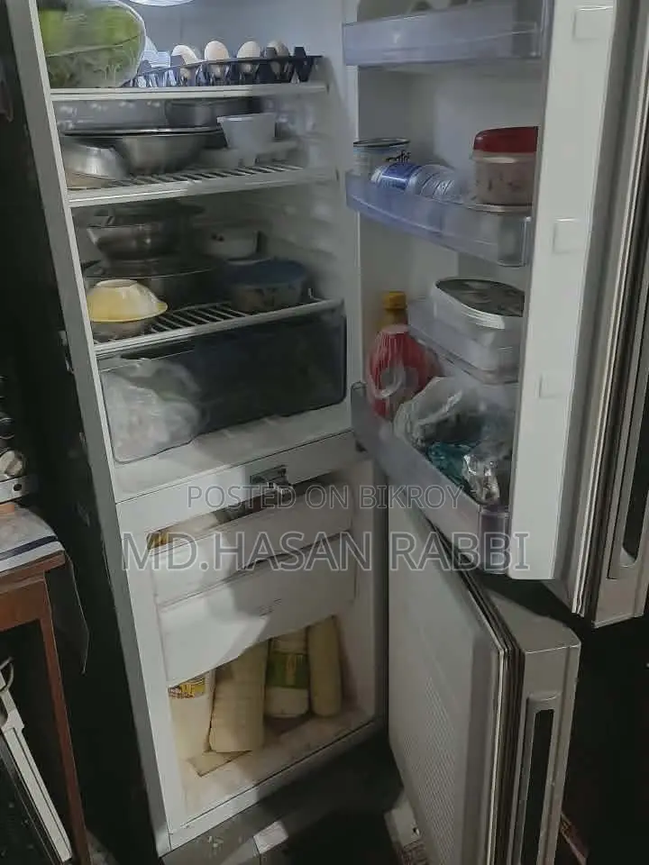 Walton Refrigerator WFB 2x1